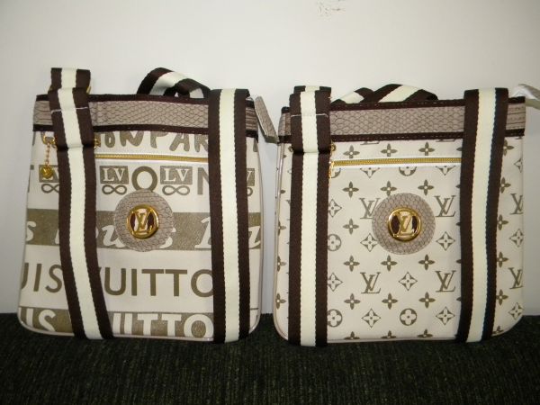 Bolsa LV e VH (1 / 2) a vista R$35,00